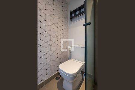 Banheiro de kitnet/studio à venda com 1 quarto, 20m² em Pinheiros, São Paulo
