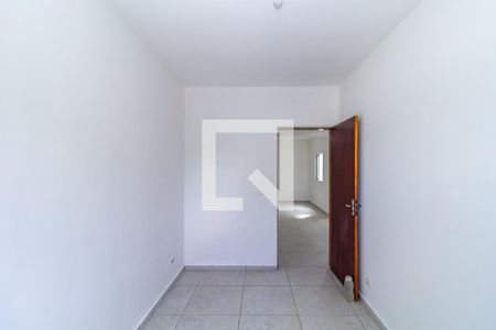 Quarto 2 de apartamento para alugar com 2 quartos, 40m² em Jardim Sapopemba, São Paulo