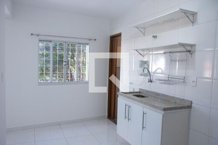 Cozinha de kitnet/studio para alugar com 1 quarto, 20m² em Caxingui, São Paulo