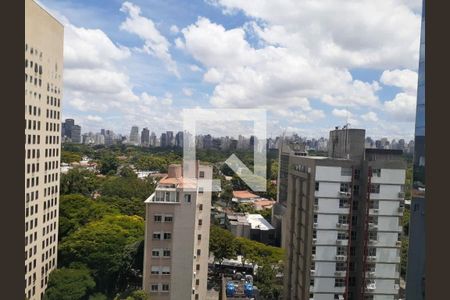 Apartamento à venda com 3 quartos, 247m² em Itaim Bibi, São Paulo