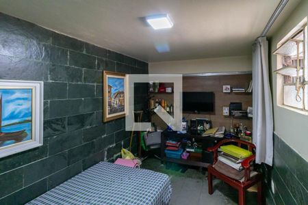Quarto 2 de casa para alugar com 3 quartos, 360m² em Carlos Prates, Belo Horizonte