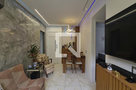 Sala de apartamento à venda com 2 quartos, 50m² em Grajaú, Rio de Janeiro