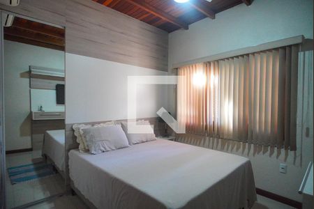 Suíte de casa à venda com 2 quartos, 214m² em Santa Teresa, São Leopoldo
