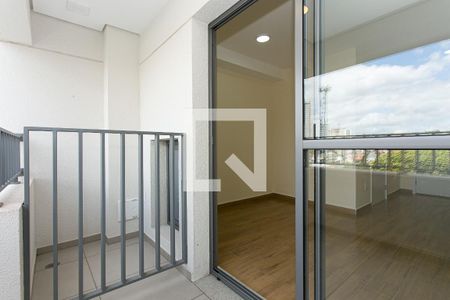 Varanda de kitnet/studio para alugar com 1 quarto, 27m² em Chácara Seis de Outubro, São Paulo