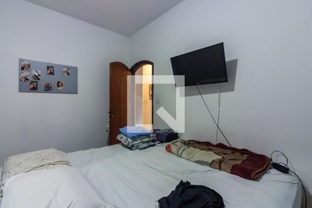 Quarto 1 de casa à venda com 6 quartos, 170m² em Santa Maria, Osasco