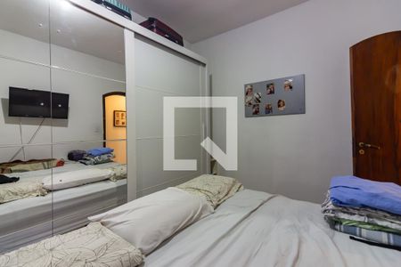 Quarto 1 de casa à venda com 6 quartos, 170m² em Santa Maria, Osasco