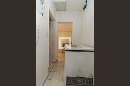 Corredor de casa para alugar com 1 quarto, 180m² em Jardim Germânia, São Paulo