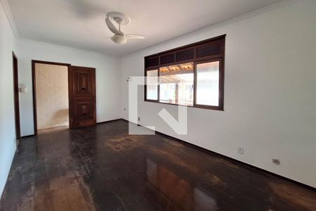Sala 1 de casa à venda com 3 quartos, 160m² em Cubango, Niterói
