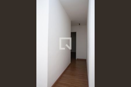 Corredor de apartamento à venda com 2 quartos, 55m² em Macedo, Guarulhos