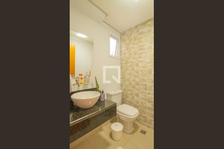 Casa à venda com 215m², 3 quartos e 3 vagas Casa à venda com 215m², 3 quartos e 3 vagasLavabo