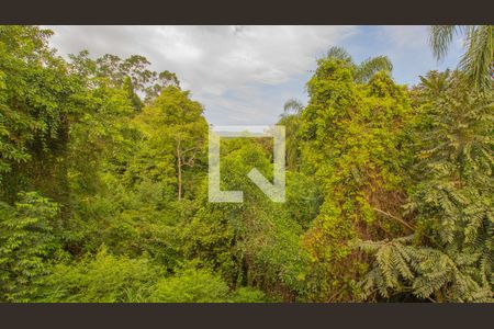 Casa à venda com 215m², 3 quartos e 3 vagas Casa à venda com 215m², 3 quartos e 3 vagasvista do closet