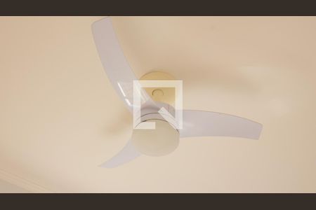 Casa à venda com 215m², 3 quartos e 3 vagas Casa à venda com 215m², 3 quartos e 3 vagasSuíte