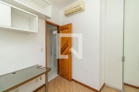 Quarto 1 de apartamento para alugar com 3 quartos, 107m² em Jardim Guanabara, Rio de Janeiro