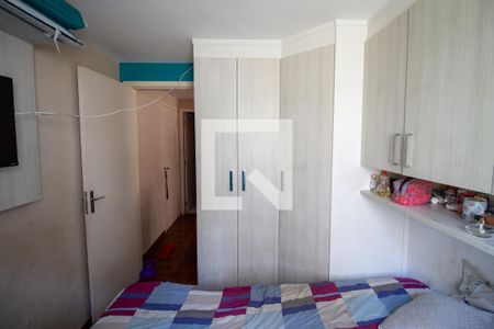 Quarto 2 de apartamento para alugar com 2 quartos, 45m² em Itaquera, São Paulo