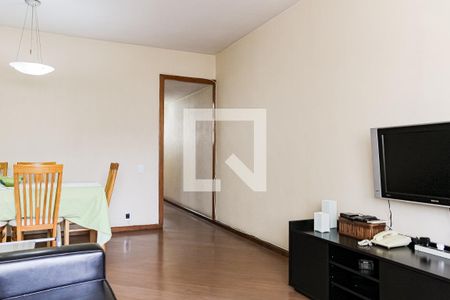 Apartamento para alugar com 80m², 2 quartos e 2 vagasSala