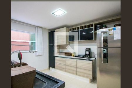 Casa à venda com 3 quartos, 247m² em Parque Marajoara, Santo André