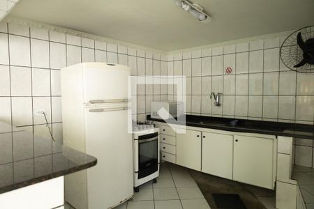 Apartamento à venda com 79m², 2 quartos e 1 vaga Apartamento à venda com 79m², 2 quartos e 1 vagaÁrea comum - Salão de Festas -cozinha