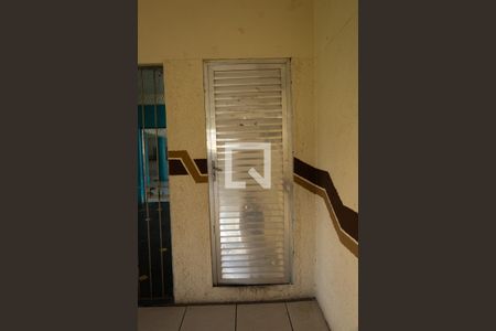 Apartamento à venda com 79m², 2 quartos e 1 vaga Apartamento à venda com 79m², 2 quartos e 1 vagaÁrea comum - Salão de jogos - banheiro