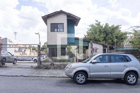 Apartamento à venda com 79m², 2 quartos e 1 vaga Apartamento à venda com 79m², 2 quartos e 1 vagaFachada e portaria