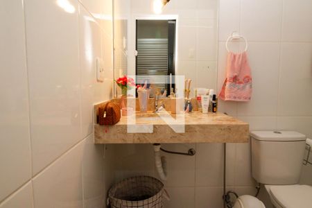 Banheiro de apartamento à venda com 4 quartos, 143m² em Serra, Belo Horizonte