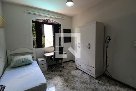 Quarto 2 de casa à venda com 5 quartos, 260m² em Pechincha, Rio de Janeiro