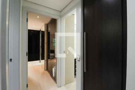 Corredor de apartamento à venda com 3 quartos, 135m² em Santana, São Paulo