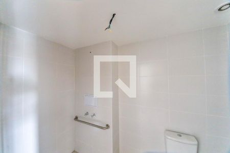 Banheiro de apartamento para alugar com 1 quarto, 26m² em Jardim Independência (são Paulo), São Paulo