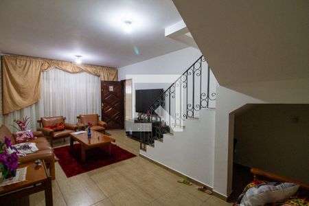 Sala de casa para alugar com 3 quartos, 214m² em Jardim Iporanga, Guarulhos