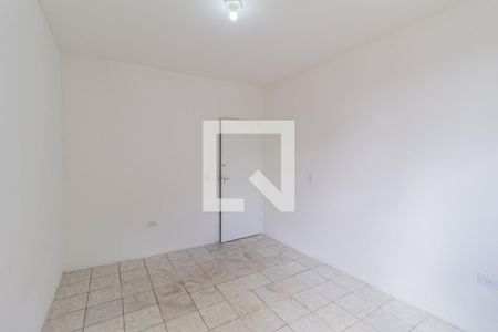 Quarto de casa para alugar com 1 quarto, 32m² em Jardim Santa Tereza, Carapicuíba