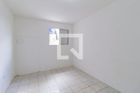 Quarto de casa para alugar com 1 quarto, 32m² em Jardim Santa Tereza, Carapicuíba