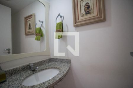 Lavabo de apartamento à venda com 3 quartos, 110m² em Barra da Tijuca, Rio de Janeiro