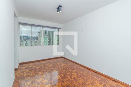 Sala de apartamento à venda com 2 quartos, 75m² em São Pedro, Belo Horizonte