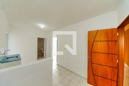 Sala/Cozinha de kitnet/studio para alugar com 1 quarto, 28m² em Jardim Santo André, São Paulo