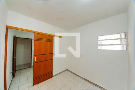 Sala de kitnet/studio para alugar com 1 quarto, 28m² em Jardim Santo André, 