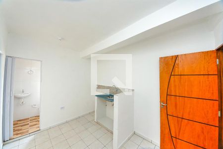 Cozinha de kitnet/studio para alugar com 1 quarto, 30m² em Jardim Santo André, 