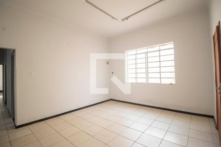 Sala de casa para alugar com 3 quartos, 450m² em Setor Coimbra, Goiânia