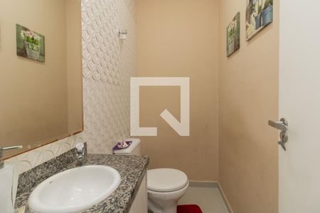 Banheiro de casa para alugar com 3 quartos, 160m² em Vila Ré, São Paulo