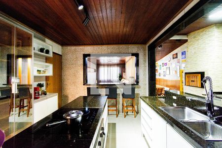 Cozinha de casa à venda com 3 quartos, 140m² em Rio Branco, Canoas