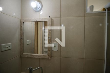 Banheiro de apartamento para alugar com 1 quarto, 42m² em  Engenho da Rainha, Rio de Janeiro