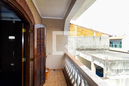 Varanda de casa para alugar com 3 quartos, 377m² em Vila Alzira, São Paulo