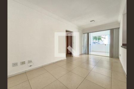 Apartamento à venda com 70m², 2 quartos e 2 vagasSala