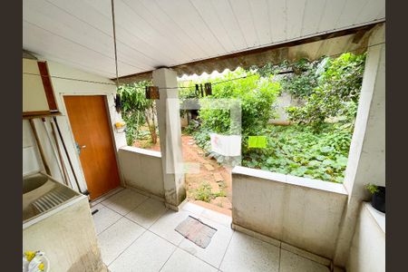 Área de Serviço de casa à venda com 3 quartos, 209m² em Novo Eldorado, Contagem