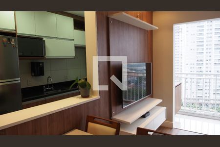 Sala de apartamento à venda com 2 quartos, 56m² em Jardim Lacerda, Jundiaí