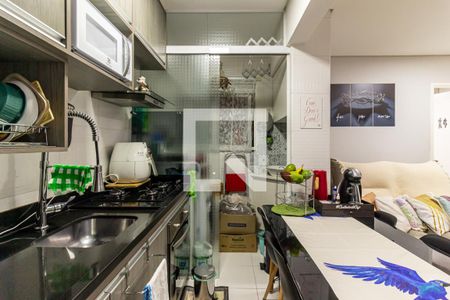 Cozinha de apartamento à venda com 1 quarto, 31m² em República, São Paulo