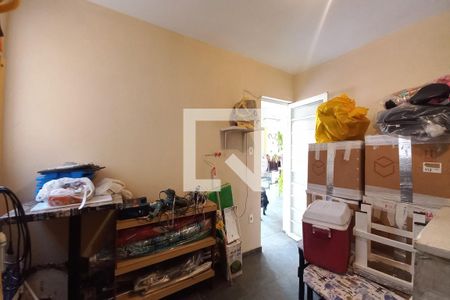 Casa à venda com 220m², 4 quartos e 3 vagas Casa à venda com 220m², 4 quartos e 3 vagasQuarto de Serviço