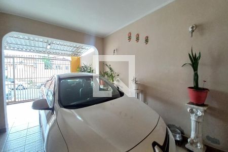 Casa à venda com 220m², 4 quartos e 3 vagas Casa à venda com 220m², 4 quartos e 3 vagasGaragem
