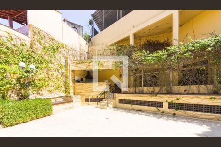 Apartamento à venda com 65m², 2 quartos e 1 vaga Apartamento à venda com 65m², 2 quartos e 1 vagaÁrea comum - Churrasqueira