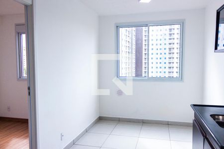 Sala/Cozinha de apartamento para alugar com 1 quarto, 24m² em Jardim Prudência, São Paulo