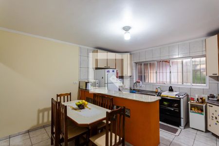 Cozinha de casa à venda com 3 quartos, 249m² em Vila Camilopolis, Santo André