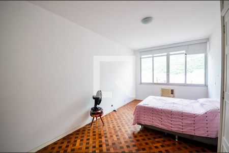 Quarto 1 de apartamento à venda com 3 quartos, 190m² em Tijuca, Rio de Janeiro